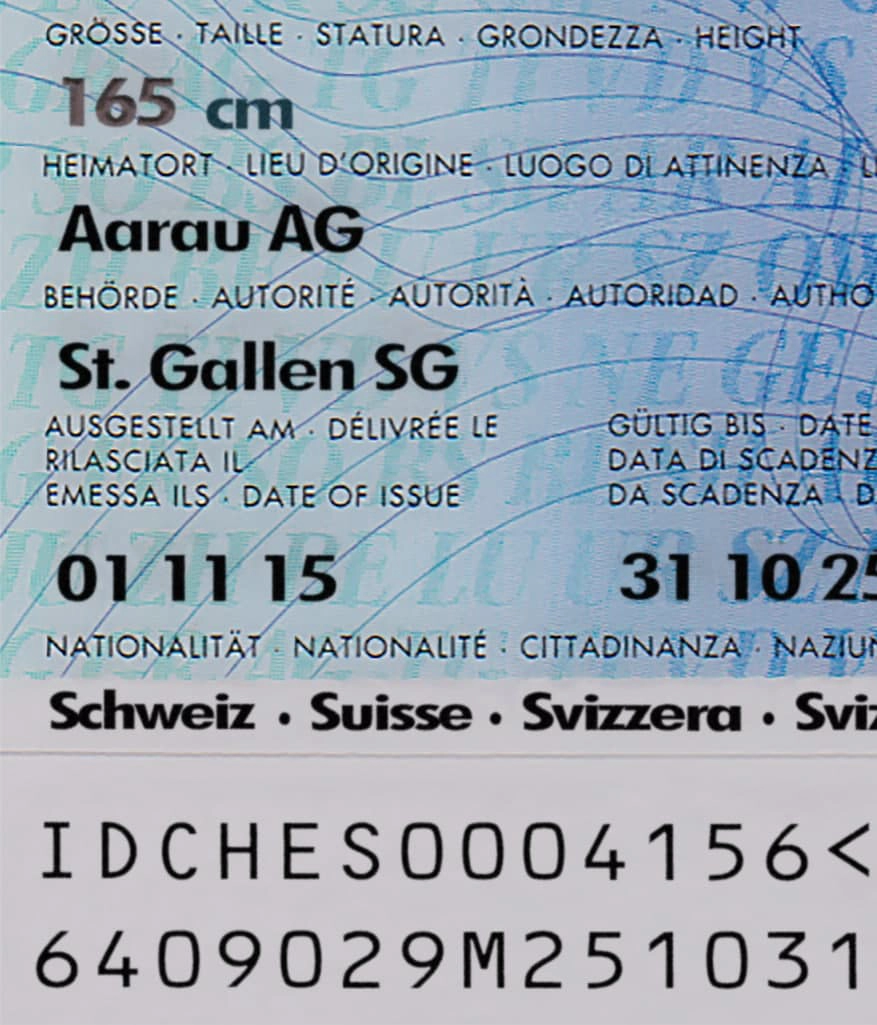 Switzerland ID Card Template 2005 preview image 1